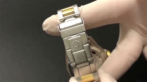 come riconoscere un rolex autentico|Come Verificare l'Autenticità di un Rolex: Come Scoprire se è .